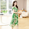 简约时尚，夏上新拼接抽褶v领洋气高腰显瘦A字裙印花连衣裙HR-WW23289 商品缩略图3