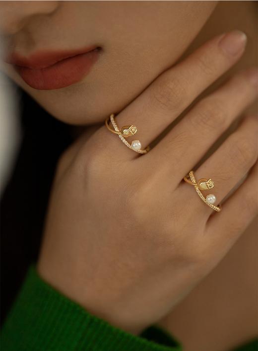 Oflye潮流饰品 时尚花蕾珍珠设计感戒指新款小众感食指戒 商品图0