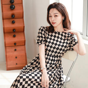火桐hooton斜纹绸法式棋盘格连衣裙YT2050