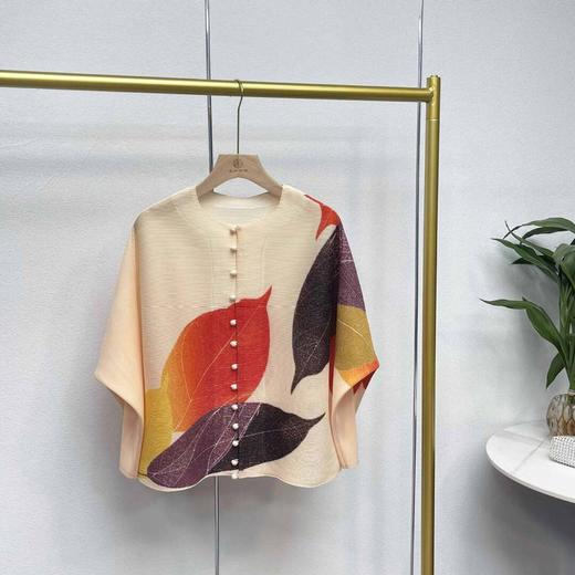 新款长袖开衫印花13粒扣上衣JN 商品图7