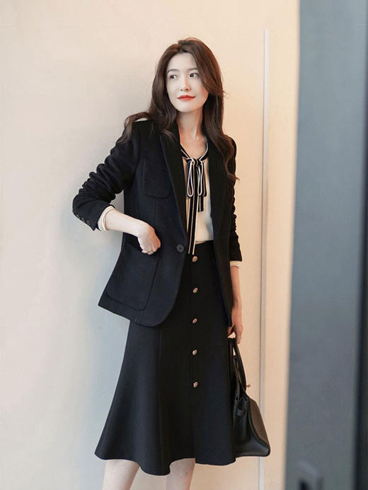 春秋高级感女装成熟气质高端女神范时尚港风套装复古chic连衣裙冬 商品图3