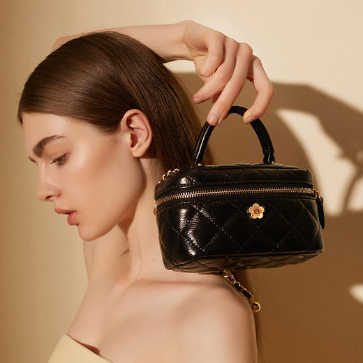 手提小包包女，春夏新款菱格链条包感洋气斜挎包QSL-2217 商品图2