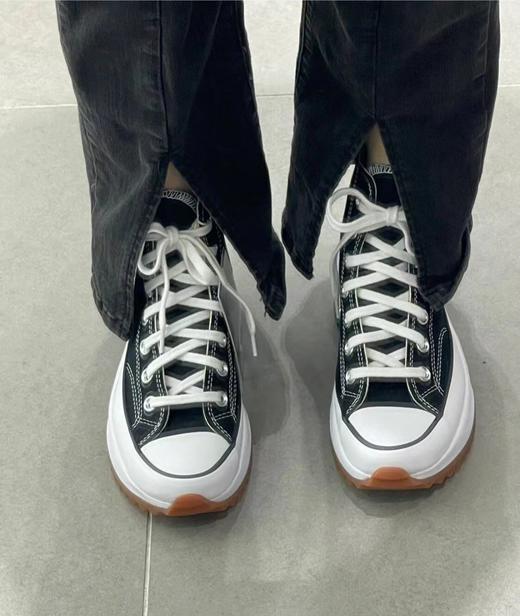 【匡威】Run Star Hike女高帮厚底鞋 商品图3