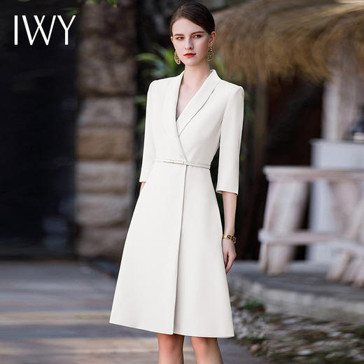 IWY/夏季新款白色高级感西装连衣裙女修身显瘦主持人礼服正装裙子Q0771-W 商品图0