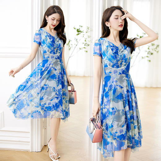 简约时尚，夏上新拼接抽褶v领洋气高腰显瘦A字裙印花连衣裙HR-WW23289 商品图6