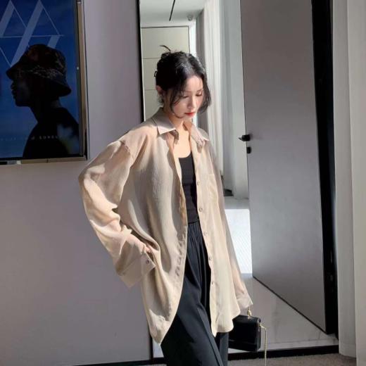 骆柒柒法式雪纺皱开衫！！面料柔软舒适，夏天穿着吸湿透气排汗版型宽松的版型，不挑身材自带慵懒感~ 商品图2