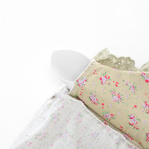 「两件套！三款配色」可拆卸带胸垫免bra睡衣 女夏季甜美性感V领碎花吊带短裤套装家居服上衣裤子 商品图2