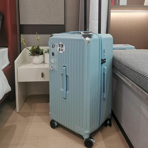 用了几年了💯高颜值. 耐用顺滑行李箱🧳 商品图3
