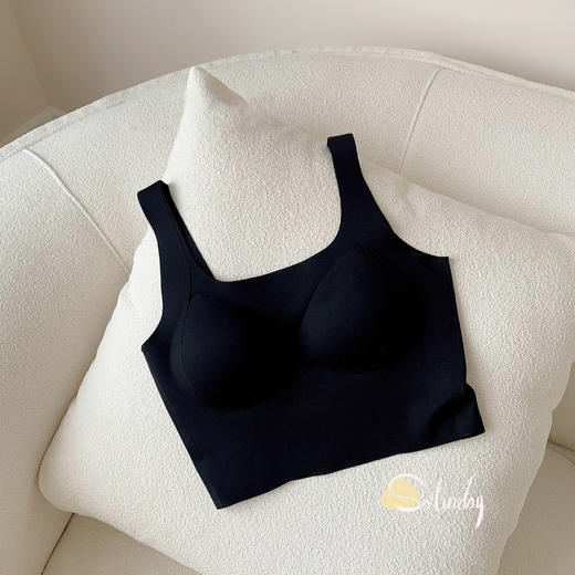 老米优品 / 法式简约BAI搭《无痕U领加长背心款bra》亲肤柔软透气，夏日内搭绝绝子！NY230418C 商品图5