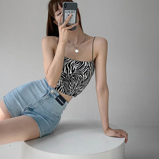 【夏日穿搭 提臀收腹！】夏薄款chic高腰显瘦直筒修身弹力打底阔腿热裤，韩版高腰牛仔短裤子女，辣妹风弹力修身紧身短裤直筒包臀热裤！ 商品图5