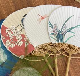 花鸟团扇（共四款） | 陈湘波老师花鸟画作品元素授权 艺术文创夏日优雅【陈湘波艺术公益基金会 X ArtJi】| 一艺之间 艺术家精选文创推荐
