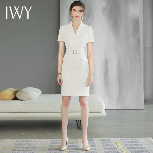 IWY/白色高端设计感连衣裙女夏V领收腰显瘦腰带美容院医美职业工服Q892 商品图0
