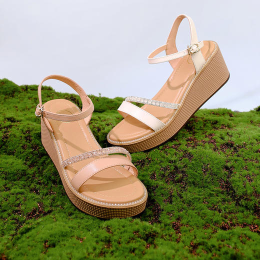 Safiya/索菲娅2023夏季新品罗马风水钻细带休闲坡跟厚底凉鞋SF32115063 商品图1