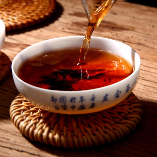 吉顺号2019年宫廷金芽普洱茶叶熟茶饼357克/饼 商品图5