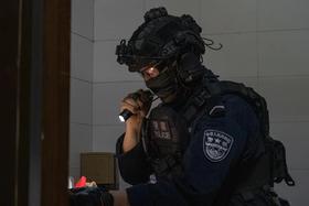  双面魔神，再度降临，NITECORE P23i远射战术手电 