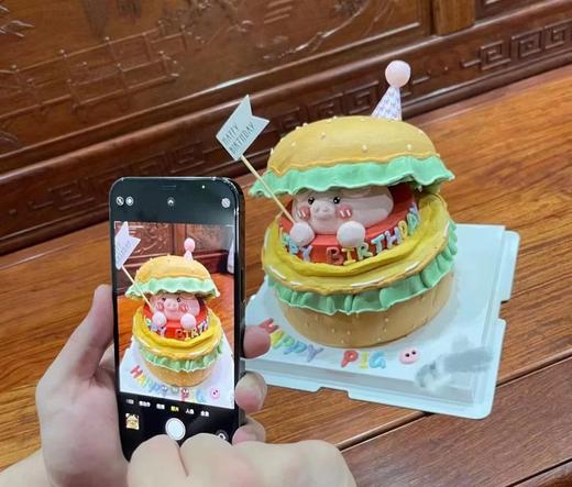 黑巢-小猪吃汉堡生日蛋糕 商品图0