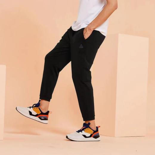 【匹克线下跑步系列梭织九分裤302147】简简单单的款~也能穿出不一样的风格‼️ 松紧腰带不紧勒，穿着更舒适！ 商品图0