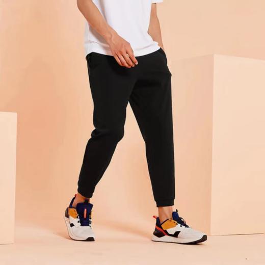 【匹克线下跑步系列梭织九分裤302147】简简单单的款~也能穿出不一样的风格‼️ 松紧腰带不紧勒，穿着更舒适！ 商品图1