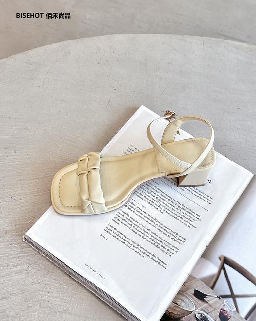 新品云朵百搭时装凉鞋689B32553 商品图6