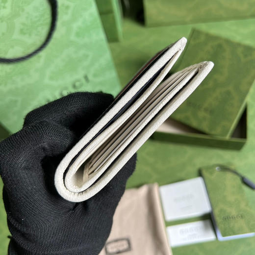 Gucci白色老花短款钱包 商品图3