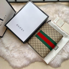 Gucci经典款老花手包