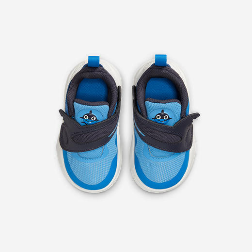 Nike Team Hustle D 11 Lil (TD) 婴童运动童鞋 DV8993 商品图3
