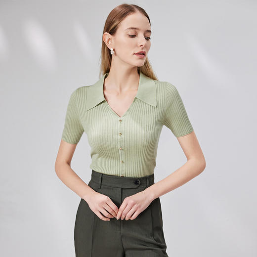 EITIE爱特爱简约基础款舒适弹力修身半袖针织衫通勤百搭夏新款B2301120 商品图9