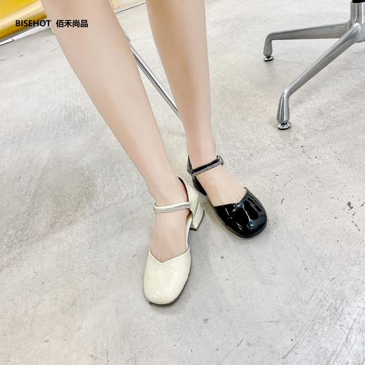 新品圆头漆皮中空鞋829B32511 商品图4