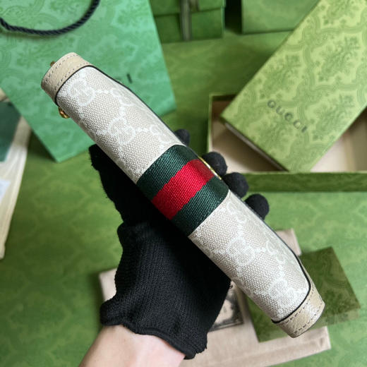 Gucci燕麦色长款钱包 商品图2