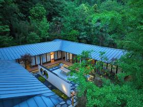 【青城山#014号院】4房温泉私汤小院，古风庭院民宿，全屋地暖、独立茶室、榻榻米影音室，儿童游玩秋千丨攀爬墙丨滑滑梯丨蹦蹦床！sjsy