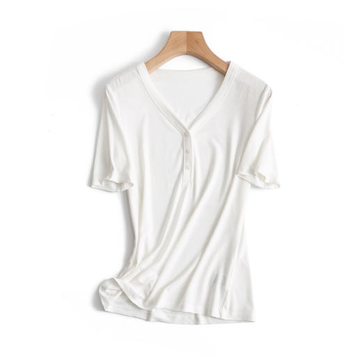 新款螺纹免烫白色V领短袖t恤女夏装内搭显瘦半袖钉扣莫代尔体恤衫_HLY 商品图6