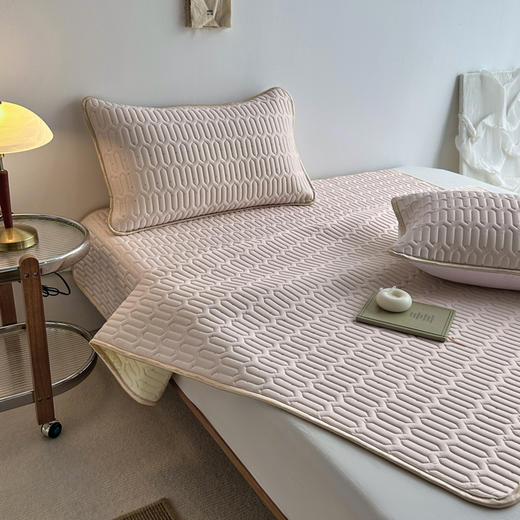 【乳胶凉席】乳胶凉席三件套6毫米乳胶冰丝凉席纯色夏凉感席（三件套） 商品图4