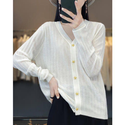 2023春秋季新款时尚休闲星星扣V领长袖毛针织开衫女上衣外套百搭 商品图8