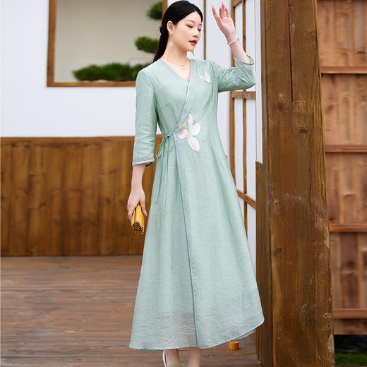 国风复古改良刺绣V领系带汉服仙气禅意茶服连衣裙FL-2301 商品图3