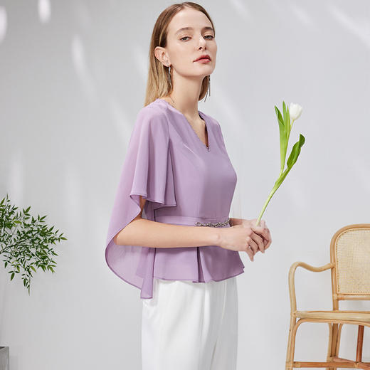 EITIE爱特爱温柔飘逸V领收腰小上衣紫色气质通勤显瘦夏新款B13128 商品图2