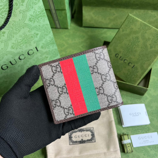 Gucci 英文印花钱包 商品图1
