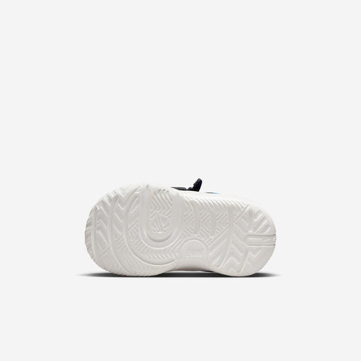 Nike Team Hustle D 11 Lil (TD) 婴童运动童鞋 DV8993 商品图1
