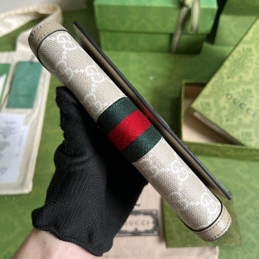 Gucci燕麦色长款钱包 商品图2