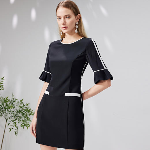 EITIE爱特爱时尚撞色喇叭袖收腰显瘦短裙连衣裙通勤简约夏新款B07174 商品图1