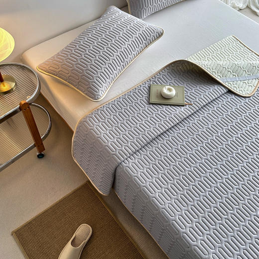 【乳胶凉席】乳胶凉席三件套6毫米乳胶冰丝凉席纯色夏凉感席（三件套） 商品图13