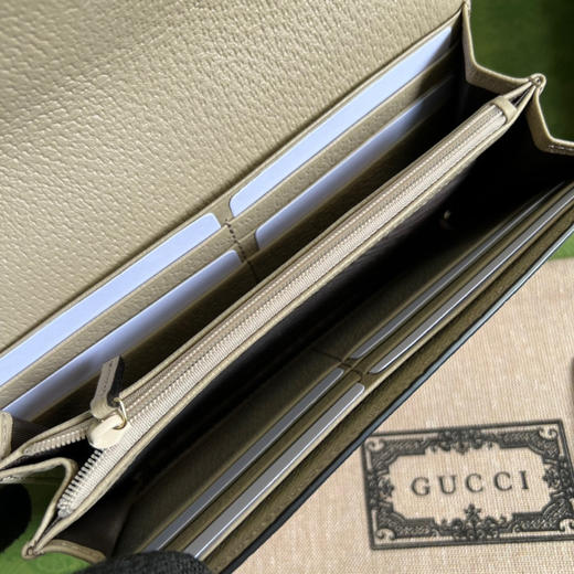 Gucci燕麦色长款钱包 商品图8