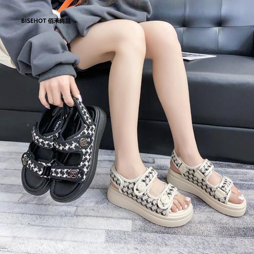 新品千鸟格松糕底休闲凉鞋431B32572 商品图0