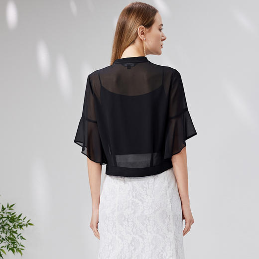 EITIE爱特爱时尚宽松两件套黑色上衣显瘦喇叭袖V领夏季新款B13116 商品图4
