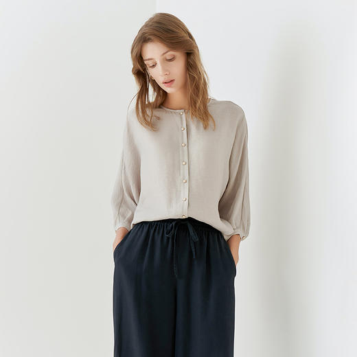 【七分袖衬衫】23年春夏新品女士薄款直筒时尚七分袖小外套 商品图2