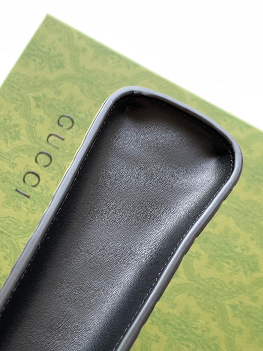 Gucci真皮压花手包 商品图6