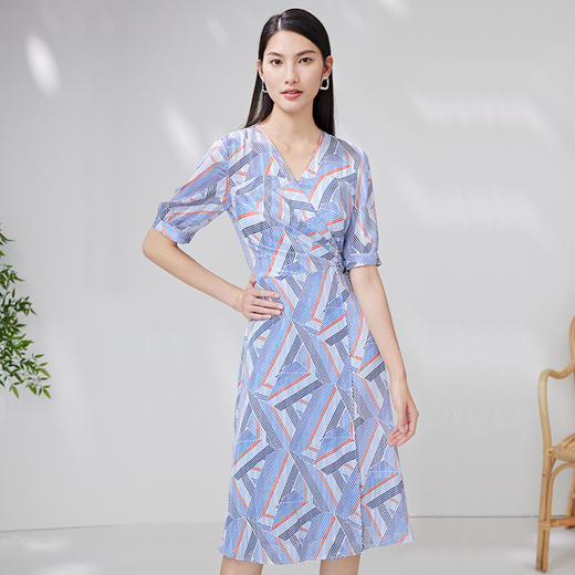 EITIE爱特爱夏季新款印花连衣裙时尚气质系带V领显瘦连衣裙7007734 商品图2