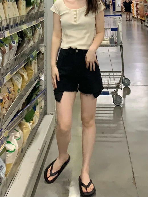 【应季好物】踩屎感人字拖 商品图5