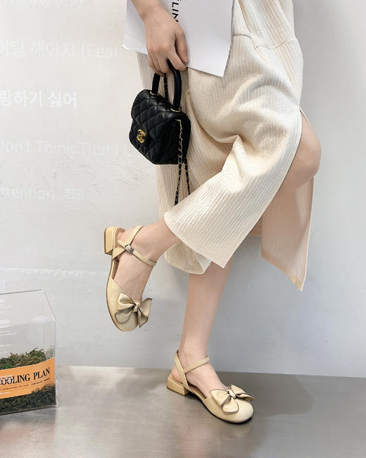 新品蝴蝶结粗跟中空鞋798B32580 商品图8