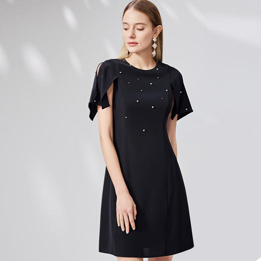 EITIE爱特爱精致优雅钉珠修身显瘦黑色连衣裙气质通勤夏季新款B2307176 商品图3