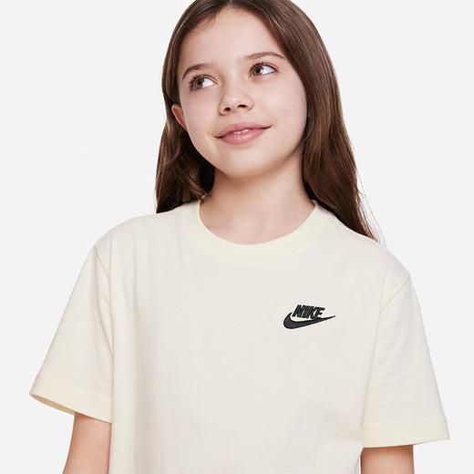 Nike Sportswear 大童（女孩）T恤 FD0927 商品图2